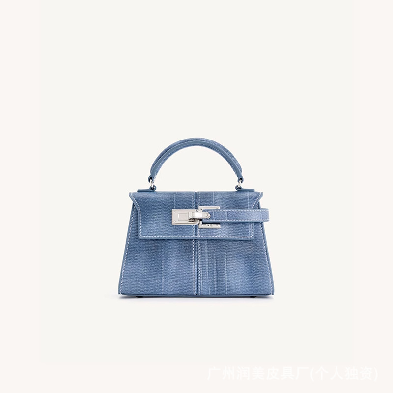 Luxury Bags Sell - Best-selling JW PEI dumpling bag. New