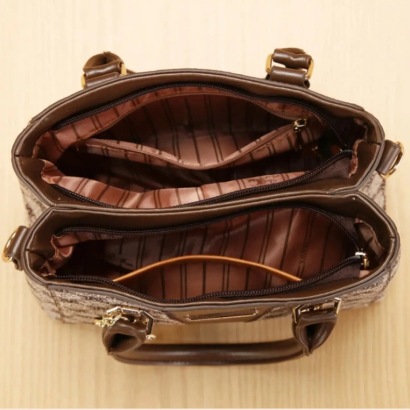 Light luxury high-end letter p - огляд і ціна Luxury Zipper Bags