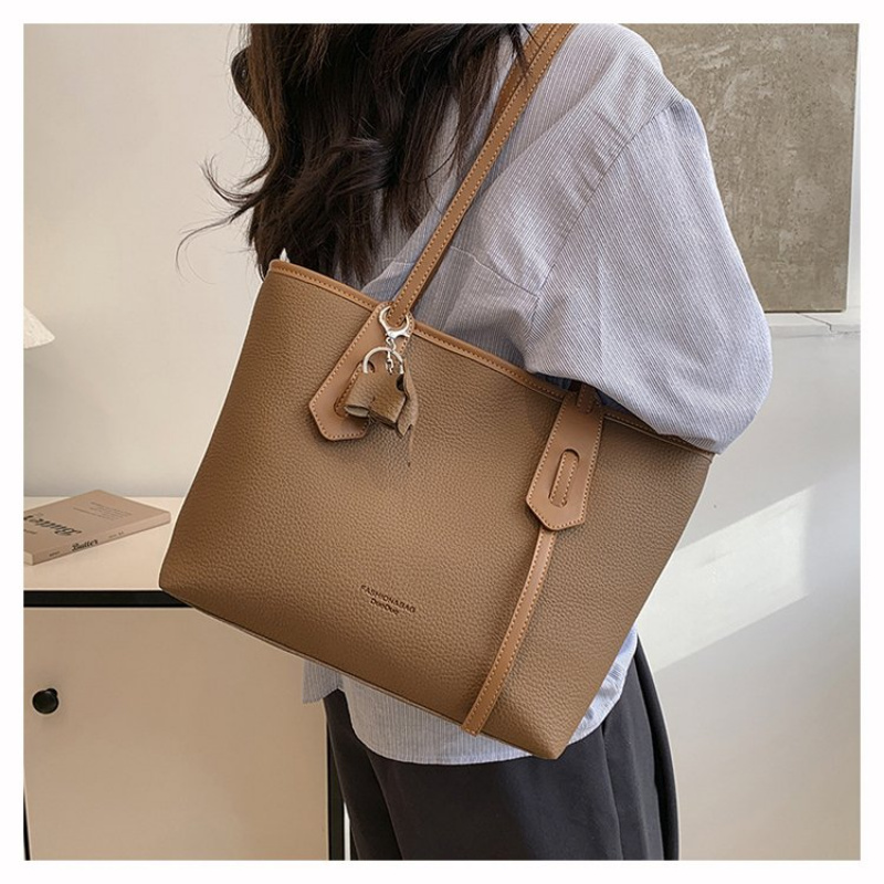 Trendy Must-Have Designer Diap - огляд і ціна Luxury Bags Must Have