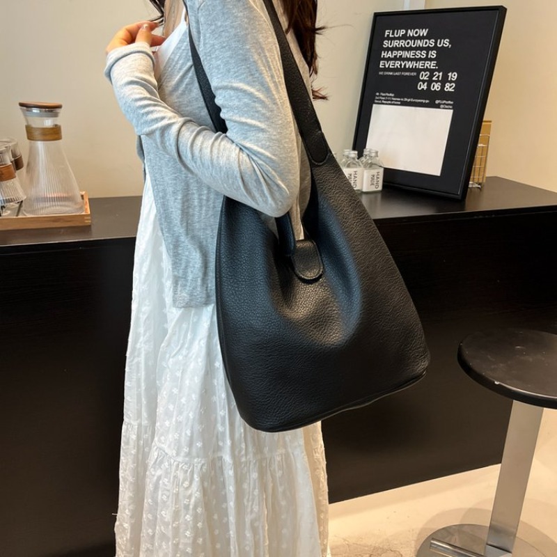 Elegant Parisian Designer Diap - огляд і ціна Luxury Bags Must Have