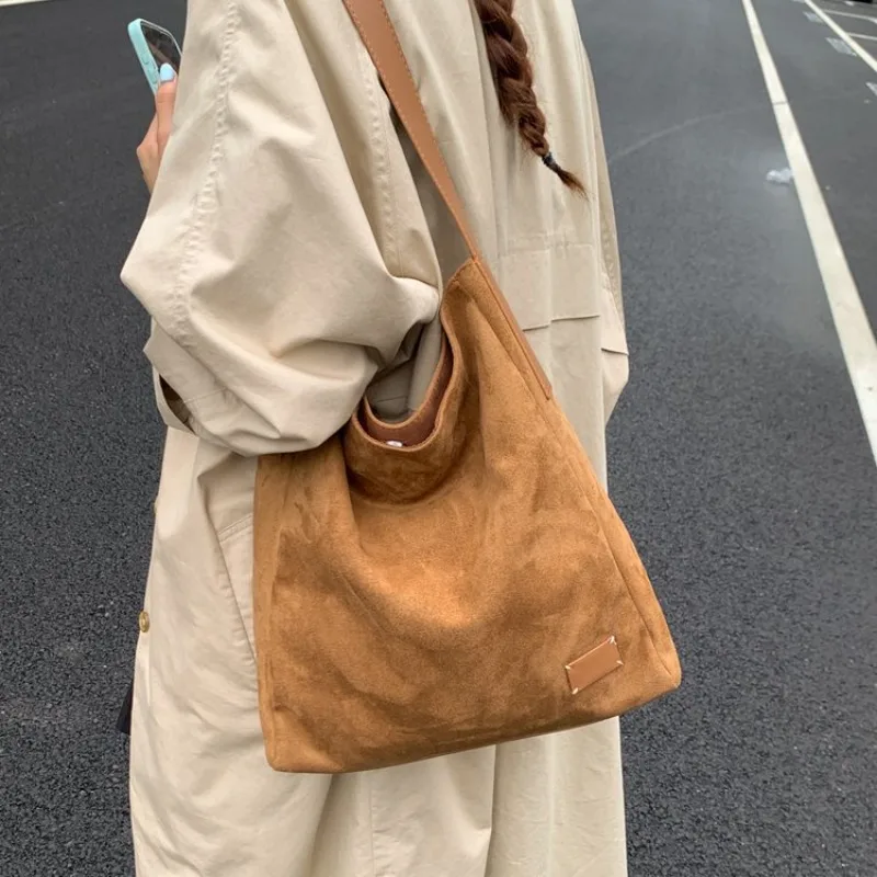 Luxury Must-Have Crossbody Des - огляд і ціна Luxury Bags Must Have