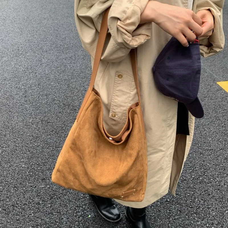 Luxury Must-Have Crossbody Des - огляд і ціна Luxury Bags Must Have